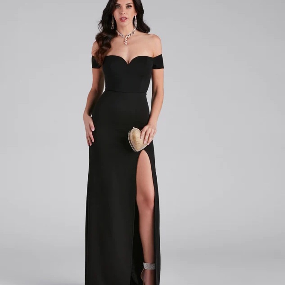Black gown dress